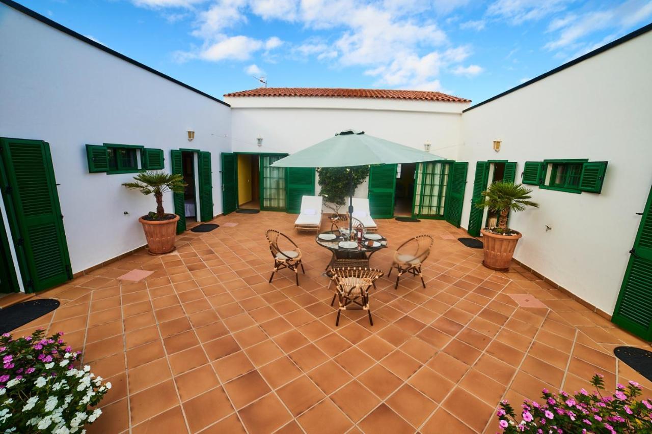 La Maison Dandres, By Comfortable Luxury ลาโอลีวา ภายนอก รูปภาพ